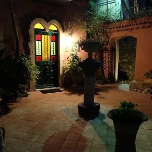 Nettuno 2*, Taormina Italia